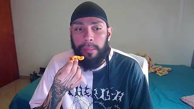 Snapshot of samir_music chatting on 9, 2, 2026 samir music online show from 9, 2, 2026