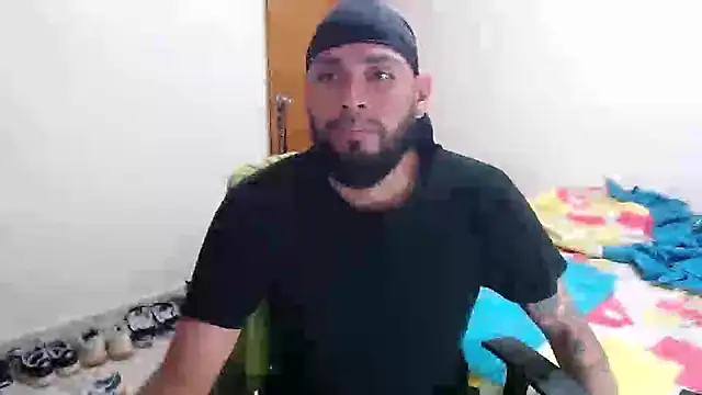 Snapshot of samir_music chatting on 2, 10, 2025 samir music online show from 2, 10, 2025