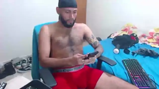 Snapshot of samir_music chatting on 11, 11, 2025 samir music online show from 11, 11, 2025