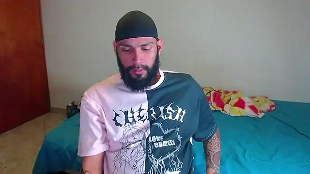 Snapshot of samir_music chatting on 10, 2, 2026 samir music online show from 10, 2, 2026