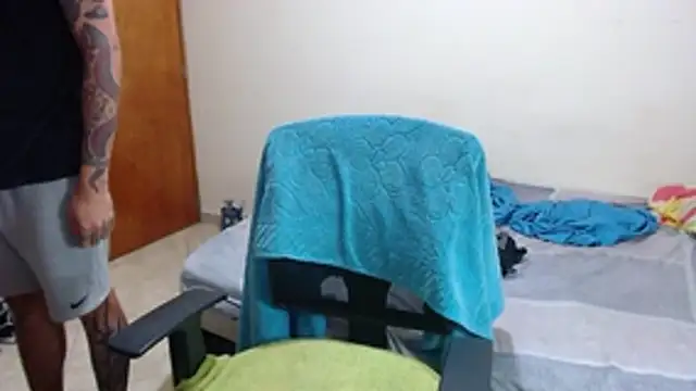 Snapshot of samir_music chatting on 6, 11, 2025 samir music online show from 6, 11, 2025