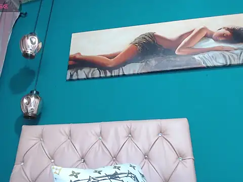 Snapshot of ysabel_sanchez4 chatting on 11, 10, 2025 ysabel sanchez4 online show from 11, 10, 2025