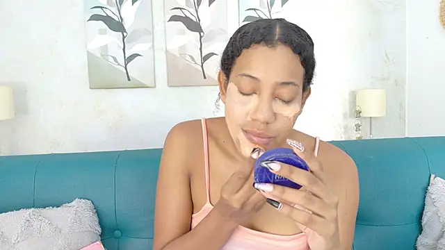 flavia cruz online show from 25, 3, 2026