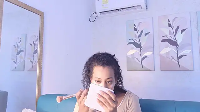 Snapshot of flavia_cruz chatting on 16, 6, 2026 flavia cruz online show from 16, 6, 2026