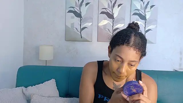 flavia cruz online show from 15, 4, 2026