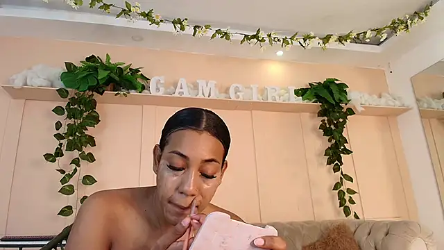 flavia cruz online show from 27, 11, 2025