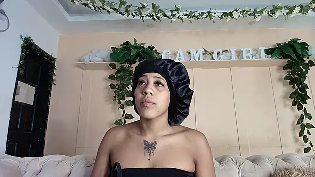 Snapshot of flavia_cruz chatting on 10, 6, 2026 flavia cruz online show from 10, 6, 2026