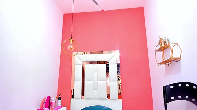 Hassly hot69 online show from 21, 2, 2025