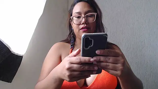 rainhavenus2024 online show from 19, 3, 2025