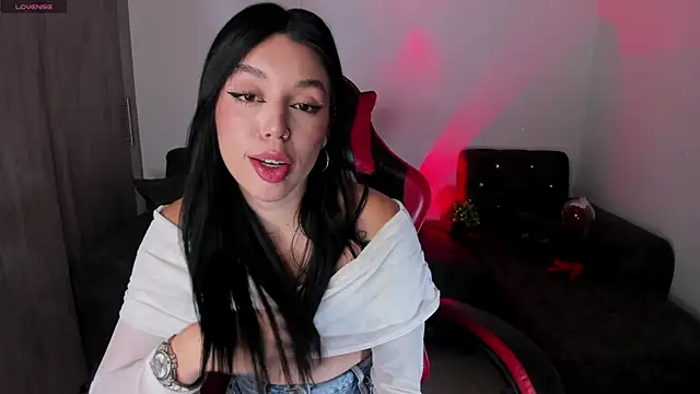 zoee jackson online show from 13, 5, 2026