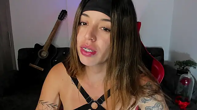 zoee jackson online show from 1, 10, 2025