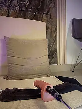 Naty Santos online show from 27, 2, 2025