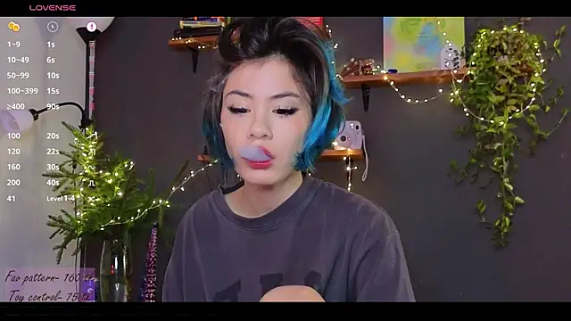 alicekiit online show from 28, 12, 2024