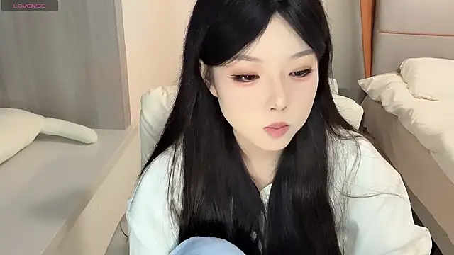 Q-ing online show from 31, 12, 2024