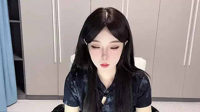 Q-ing online show from 16, 10, 2025