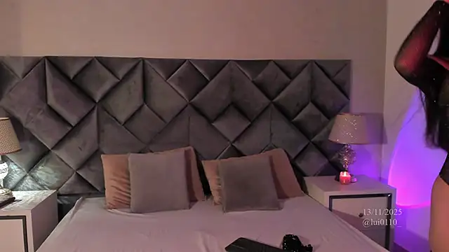 Luisa0110 online show from 13, 11, 2025