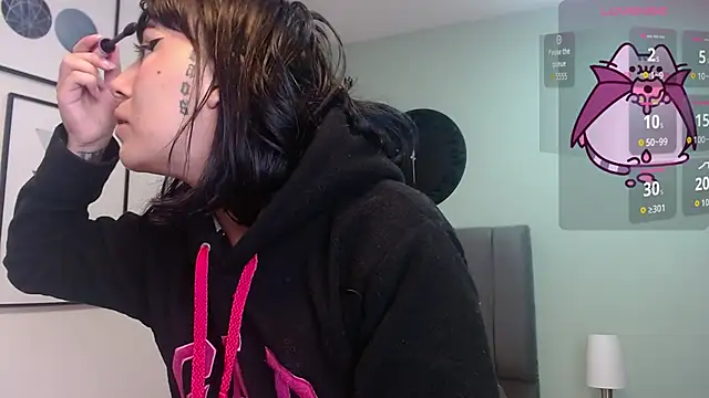 amy adams1 online show from 7, 10, 2025