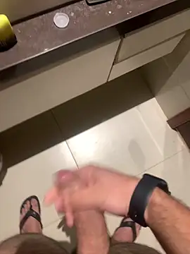 Snapshot of smithrosinha chatting on 10, 9, 2025 smithrosinha online show from 10, 9, 2025