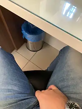 Snapshot of smithrosinha chatting on 21, 1, 2025 smithrosinha online show from 21, 1, 2025