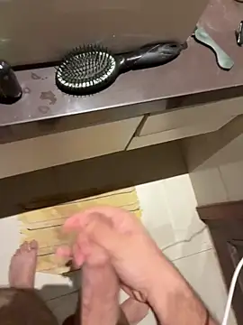 Snapshot of smithrosinha chatting on 4, 11, 2025 smithrosinha online show from 4, 11, 2025