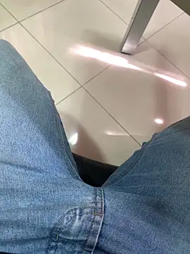 Snapshot of smithrosinha chatting on 19, 9, 2025 smithrosinha online show from 19, 9, 2025