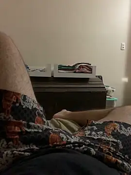 Snapshot of smithrosinha chatting on 5, 2, 2025 smithrosinha online show from 5, 2, 2025