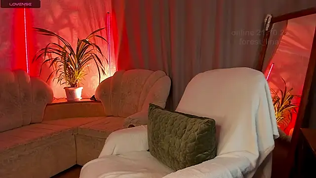  Forest Lina  online show from 21, 10, 2025