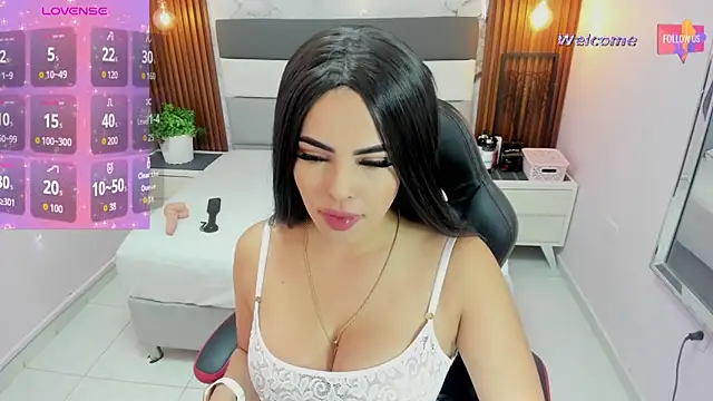 MEGANTARLY09 online show from 19, 11, 2025