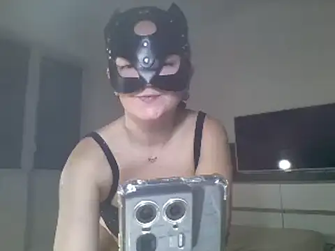 MaxWellas6 online show from 3, 12, 2025