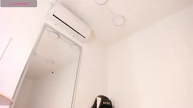 vera candella online show from 12, 11, 2025