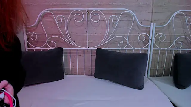 ZaynGraham online show from 11, 11, 2025