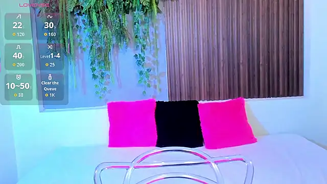 AmyBarton02 online show from 20, 10, 2025