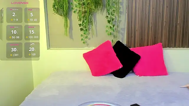 AmyBarton02 online show from 12, 10, 2025