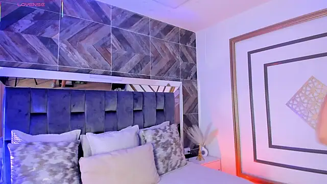 TaniaSmith1 online show from 21, 11, 2025