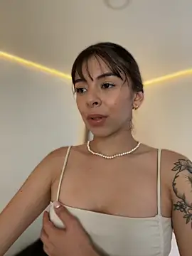 AmmyCollinsW online show from 27, 11, 2025