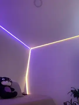 AmmyCollinsW online show from 6, 3, 2026