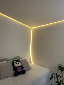 AmmyCollinsW online show from 4, 3, 2026