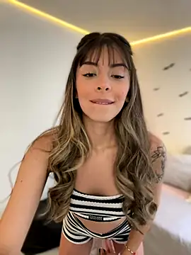 AmmyCollinsW online show from 9, 11, 2025