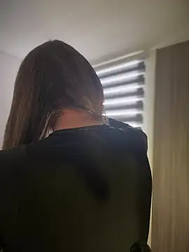 AmmyCollinsW online show from 9, 3, 2025