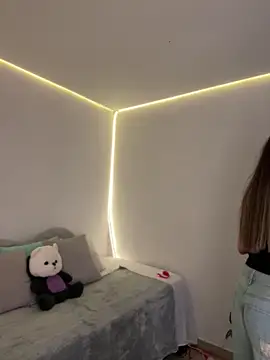 AmmyCollinsW online show from 3, 4, 2026