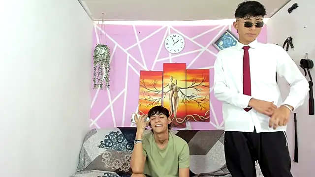 Fresahot2005 online show from 29, 1, 2025