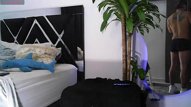 LeooBigBoy online show from 21, 2, 2025