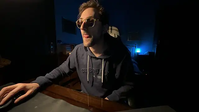 Stefisexy91 online show from 7, 2, 2026