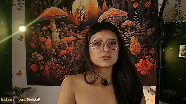 6Briela9  online show from 6, 3, 2026