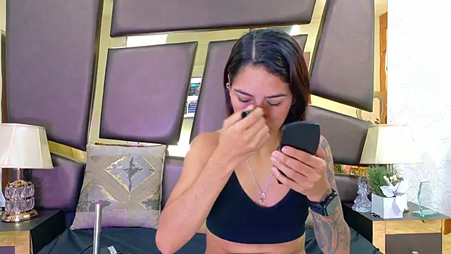 Snapshot of NicoleEsposito chatting on 19, 1, 2026 NicoleEsposito online show from 19, 1, 2026