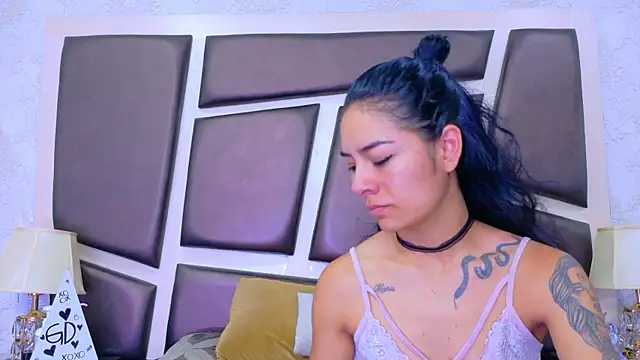 NicoleEsposito online show from 7, 5, 2026