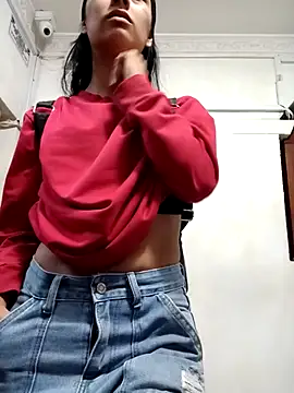 NicoleEsposito online show from 23, 4, 2026