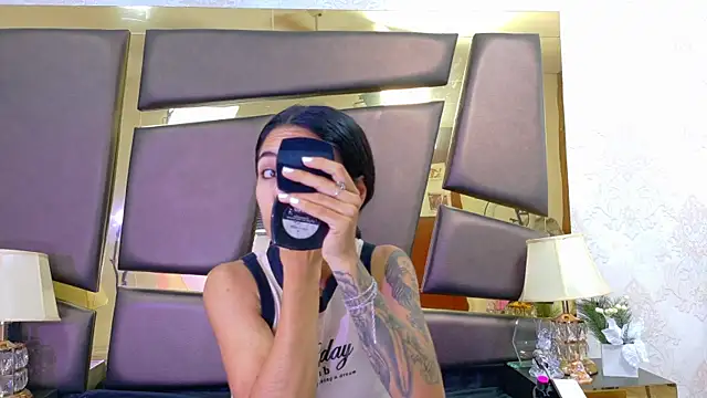 Snapshot of NicoleEsposito chatting on 26, 2, 2026 NicoleEsposito online show from 26, 2, 2026