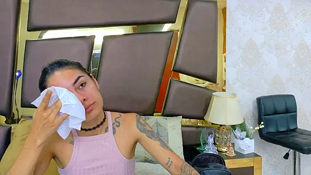 NicoleEsposito online show from 26, 3, 2026