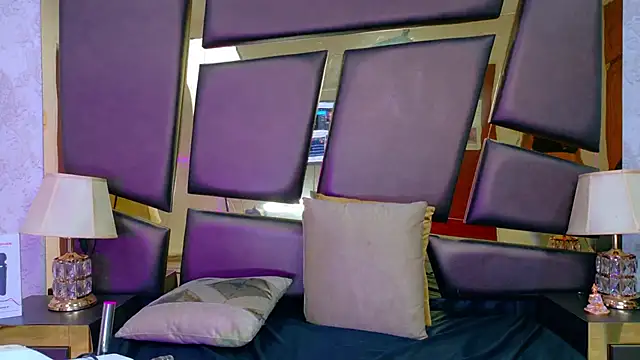 Snapshot of NicoleEsposito chatting on 12, 2, 2026 NicoleEsposito online show from 12, 2, 2026